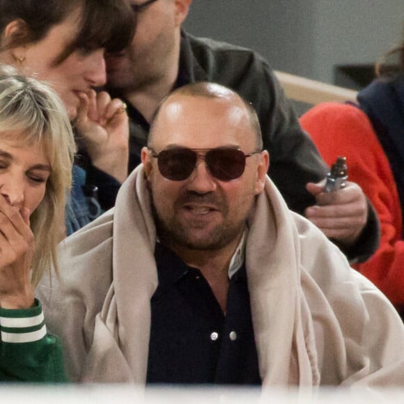 Pauline Lefèvre et son mari Julien Ansault en tribune (Jour 8) lors des Internationaux de France de Tennis de Roland Garros 2022 à Paris, France, le 29 mai 2022. © MPP/Bestimage 