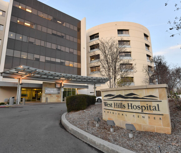 Illustration de l'hôpital West Hills Medical Center où Lisa Marie Presley est morte après un arrêt cardiaque. Los Angeles le 13 janvier 2023.