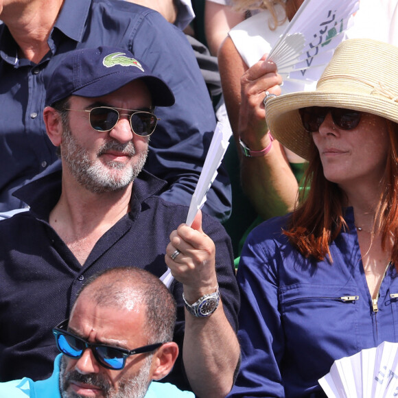 Bruno Solo et sa femme Véronique dans les tribunes lors des internationaux de France de Roland Garros à Paris, le 31 mai 2017. © - Dominique Jacovides - Cyril Moreau/ Bestimage 