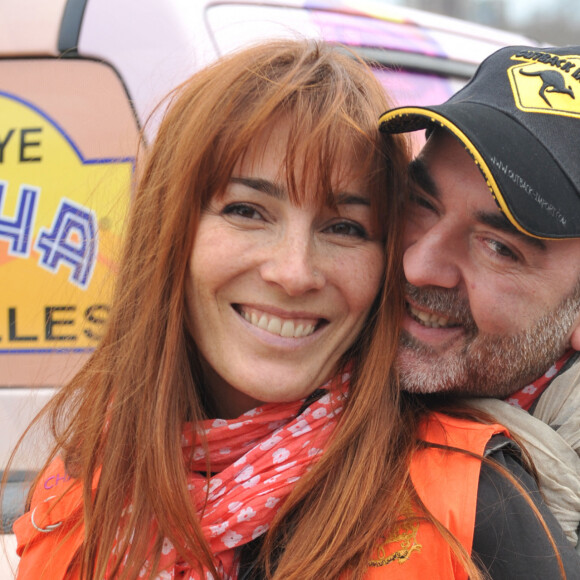 Bruno Solo et sa femme Veronique Clochepin - Presentation du Rallye Aïcha des Gazelles du Maroc 2013 sur la place du Trocadero a Paris le 16 mars 2013. 