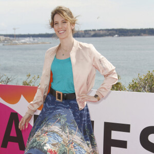 Léa François de PLUS BELLE LA VIE CANNESERIES SAISON 5 au Palais des Festivals et des Congrès de Cannes, samedi 2 avril 2022. © Christophe Aubert via Bestimage 