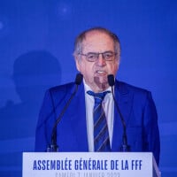 "Journalisme poubelle", "scandaleux" : un célèbre journaliste vole au secours de Noël Le Graët et mitraille à tout-va