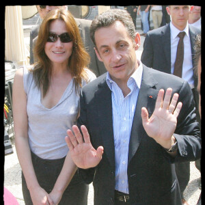 Nicolas Sarkozy et Carla Bruni-Sarkozy lors de la Fête de la musique à l'Elysée en 2010