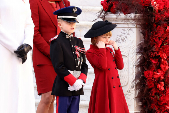 Le prince Jacques de Monaco, marquis des Baux, La princesse Gabriella de Monaco, comtesse de Carladès - La famille princière de Monaco dans la cour du palais lors de la Fête Nationale de la principauté de Monaco le 19 novembre 2022. © Dominique Jacovides / Bruno Bebert / Bestimage 