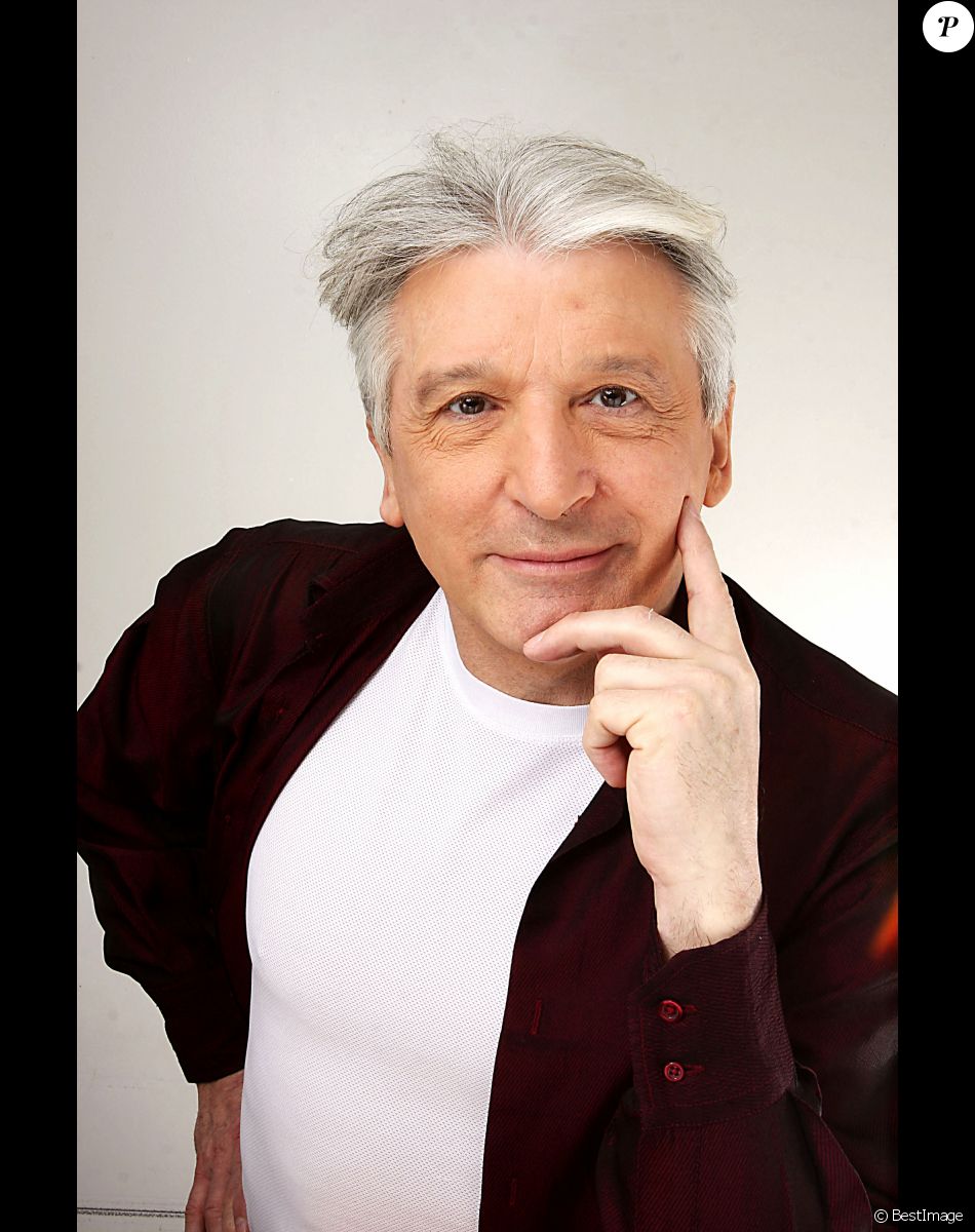 Info du 25/01/2023 (Roger Louret célèbre producteur de spectacle et créateur de la troupe des Baladins en Agenais s'est éteint à l'âge de 72 ans, emporté par une maladie foudroyante. ) - Roger Louret 2010 - Archive Portrait