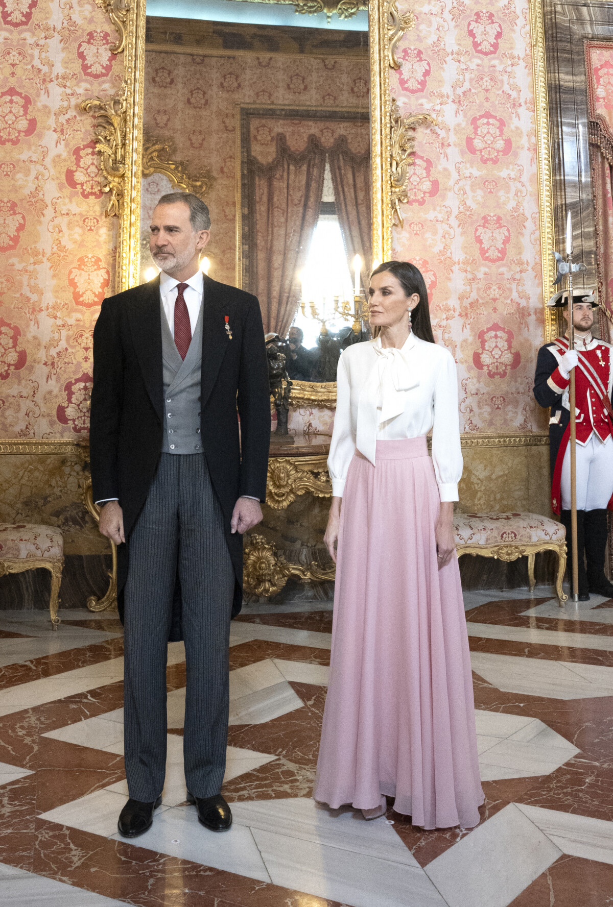 Photo Le Roi Felipe Vi Et La Reine Letizia Lors De La R Ception Du Corps Diplomatique