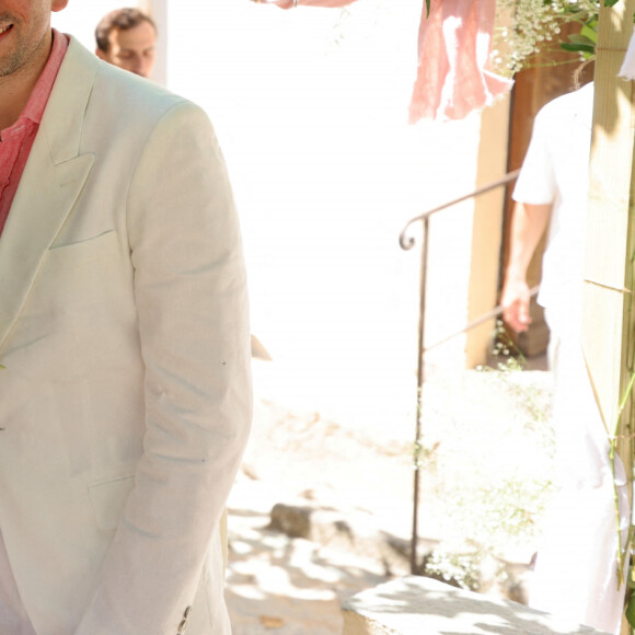 Exclusif - Christine Bravo et Jordan De Luxe Mariage civil de Christine Bravo et Stéphane Bachot devant la mairie de Occhiatana en Corse le 11 Juin 2022 © Dominique Jacovides / Bestimage