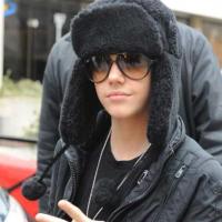 Justin Bieber : La nouvelle idole des jeunes provoque l'hystérie en plein Paris... Et toute la semaine sera ainsi !