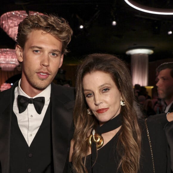 Priscilla Presley, Austin Butler, Lisa Marie Presley et Baz Luhrmann à la 80ème cérémonie des Golden Globes, au "Beverly Hilton" à Los Angeles, le 10 janvier 2023. © HFPA via The Grosby Group / Bestimage 