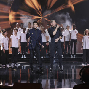 Exclusif - Vincent Niclo, Manau (Martial) - Enregistrement de l'émission "300 Choeurs : Le tour de France en chansons" à Paris, diffusée le 3 février 2023 à 21h10 sur France 3 © Jack Tribeca / Bestimage