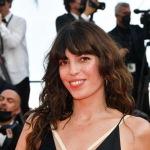 Lou Doillon lors de la montée des marches du film " Annette " lors de la cérémonie d'ouverture du 74ème Festival International du Film de Cannes. Le 6 juillet 2021 © Rachid Bellak / Bestimage 