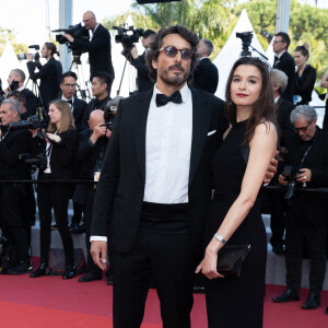 Vincent Elbaz et sa compagne Fanny Conquy - Montée des marches du film "Hors Normes" pour la clôture du 72ème Festival International du Film de Cannes. Le 25 mai 2019 © Borde / Bestimage 