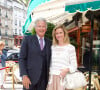 Pierre Dhostel et sa fille Caroline Bellemare - Déjeuner "Pères et Filles" au restaurant "Les deux Magots" à Paris. Le 16 juin 2015