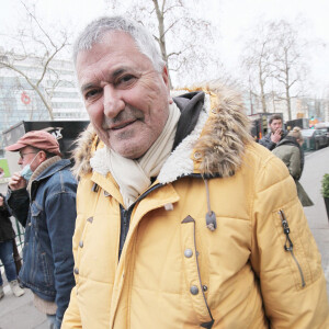 Jean-Marie Bigard - Les invités de l'émission des "Grosses Têtes" à la sortie des studios RTL à Neuilly-sur-Seine, France, le 30 janvier 2023. © Jonathan Rebboah/Panoramic/Bestimage