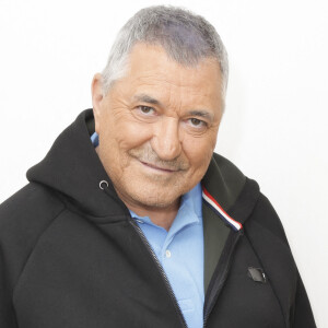 Exclusif - Jean-Marie Bigard - Backstage de l'enregistrement de l'émission "La Grosse Rigolade" présentée par C.Hanouna le 1er décembre qui sera diffusée à 21h10 sur C8 le Jeudi 8 décembre 2022 qui réunira les experts de la blague pour une soirée 100% Darka. © Jack Tribeca / Bestimage 