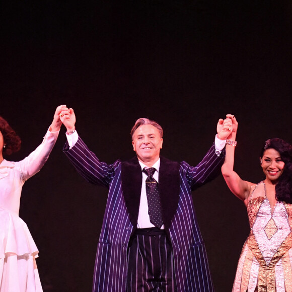 Exclusif - Roberto Alagna (Al Capone), Anggun (dans le rôle de Lily), Bruno Pelletier (l'inspecteur Eliot Ness) et Kaîna blada en représentation lors de la générale de la comédie musicale "Al Capone" aux Folies Bergère à Paris le 9 février 2023. © Veeren / B. Rindoff / Bestimage 