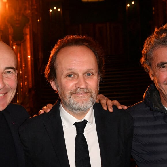 Exclusif - Nicolas Canteloup, Jean-Marc Dumontet à la générale de la comédie musicale "Al Capone" aux Folies Bergère à Paris le 9 février 2023. © Veeren / B. Rindoff / Bestimage 