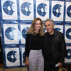Exclusif - Richard Berry et sa femme Pascale - Personnalités à la première du spectacle de Jean-Paul Rouve "J'ai pas l'air" au Théâtre Antoine à Paris. Le 22 septembre 2022 © G.Gorassini-B.Rindoff Petroff / Bestimage 