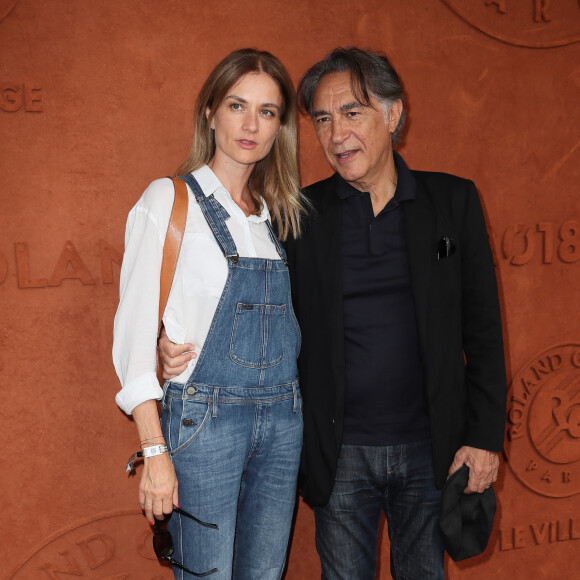 Richard Berry et sa femme Pascale Louange au village lors des internationaux de tennis de Roland Garros à Paris le 8 juin 2018. © Cyril Moreau / Bestimage 