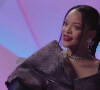 La chanteuse Rihanna lors de l'interview avant sa prestation à la mi-temps du Super Bowl.