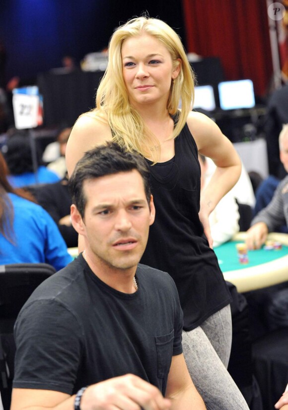 LeAnn Rimes et Eddie Cibrian participent à un tournoi de poker, à Los Angeles. 20/02/2010