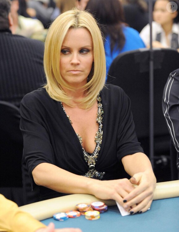 Jenny McCarthy participe à un tournoi de poker, à Los Angeles. 20/02/2010