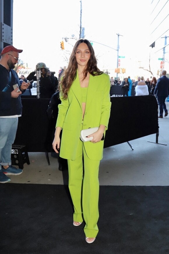 Maddie Ziegler - Arrivées des célébrités au défilé de mode prêt-à-porter automne-hiver 2023/2024 "Michael Kors" lors de la fashion week de New York le 15 février 2023.