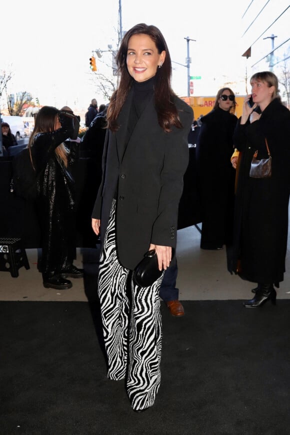 Katie Holmes - Arrivées des célébrités au défilé de mode prêt-à-porter automne-hiver 2023/2024 "Michael Kors" lors de la fashion week de New York le 15 février 2023.