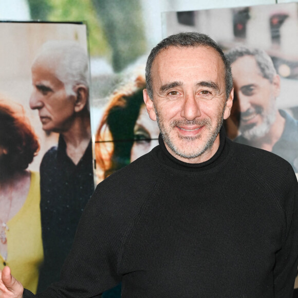 Elie Semoun à la première du film "Reste Un Peu" au cinéma UGC Ciné Cité Les Halles à Paris, le 15 novembre 2022. © Guirec Coadic/Bestimage 