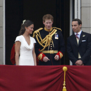 Avec Pippa Middleton, il avait été le garçon d'honneur parfait. 
Pippa Middleton et le prince Harry - Mariage de Kate Middleton et du prince William d'Angleterre à Londres. Le 29 avril 2011 