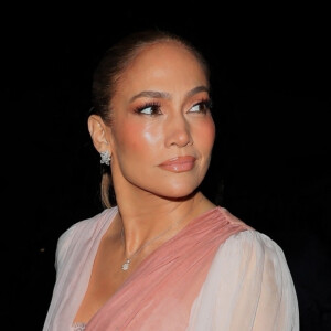 Jennifer Lopez a célébré les 15 ans de ses jumeaux Max et Emme
Exclusif - Jennifer Lopez lors de la Saint-Valentin au restaurant "Giorgio Baldi" à Los Angeles, le 14 février 2023.