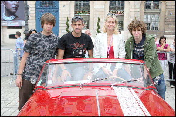 Paul Belmondo avec sa femme Luana, leurs enfants Alessandro et Victor - 10e rallye des princesses en 2009