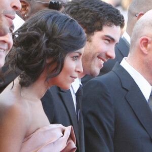 Le couple sera réuni le 24 février 2023 pour les César, lui est président, elle coanimatrice.
Leïla Bekhti et Tahar Rahim, avec l'équipe du film Le Prophète au Festival de Cannes en 2009