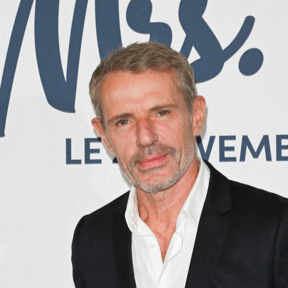 Lambert Wilson - Avant-première du film "Une robe pour Mrs Harris" au cinéma Max Linder Panoramic à Paris le 25 octobre 2022.