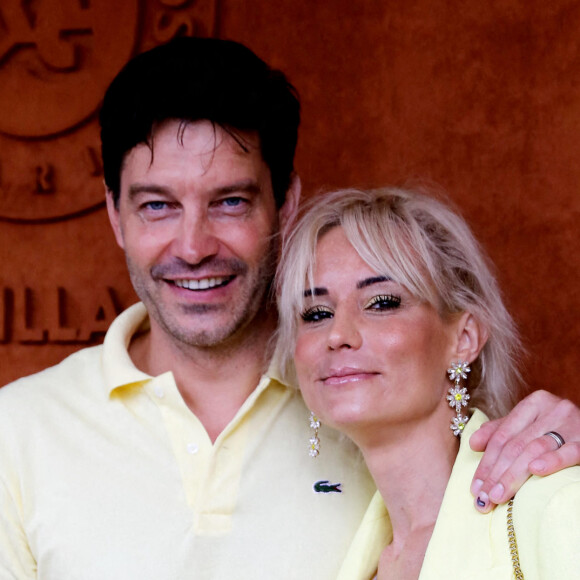 Elodie Gossuin et Bertrand Lacherie fêtent leurs 18 ans d'amour 
Elodie Gossuin et son mari Bertrand Lacherie au village lors des Internationaux de France de Tennis de Roland Garros 2022 à Paris, France. © Dominique Jacovides/Bestimage 