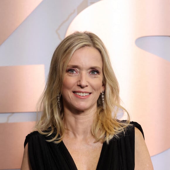 Léa Drucker (robe Chloé, chaussures Louboutin, bijoux Boucheron) - Pressroom - 48ème cérémonie des César à l'Olympia à Paris le 24 février 2023. © Jacovides / Borde / Bestimage 