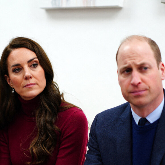 Le prince William, prince de Galles, et Catherine (Kate) Middleton, princesse de Galles, lors d'une visite au centre social de Dracaena à Cornwall, pour en savoir plus sur la grande variété de soutien et de services que l'organisation offre à la population locale, avec une mission de construire une société saine, heureuse et solidaire le jeudi 9 février 2023. 