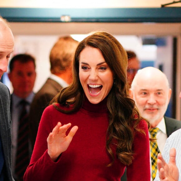 Le prince William, prince de Galles, et Catherine (Kate) Middleton, princesse de Galles, lors d'une visite au centre social de Dracaena à Cornwall, pour en savoir plus sur la grande variété de soutien et de services que l'organisation offre à la population locale, avec une mission de construire une société saine, heureuse et solidaire le jeudi 9 février 2023. 