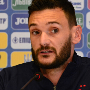 Une cérémonie pour laquelle les capitaines de toutes les sélections sont amenés à voter. Pour la France, c'est donc Hugo Lloris qui a été désigné

Hugo Lloris en conférence de presse à Kiev, le 3 septembre 2021.