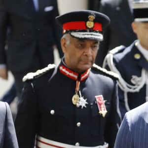 Le prince Charles, prince de Galles, Camilla Parker Bowles, duchesse de Cornouailles et le président de la République française Emmanuel Macron lors la commémoration du 80ème anniversaire de l'appel du 18 juin du général de Gaulle au Carlton Garden à Londres, Royaume Uni, le 18 juin 2020. © Tolga Akmen/Pool/Bestimage 