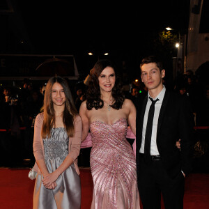 Alessandra Martines et Cyril Descours lors des NRJ Music Awards à Cannes, France, 28 janvier 2012
