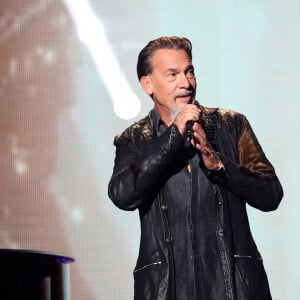 Exclusif - Florent Pagny - Concert "Unis pour le Liban" à l'Olympia à Paris. Le 1er octobre 2020 Parrainé par le célèbre trompettiste I.Maalouf, ce grand concert caritatif a été retransmis depuis l'Olympia sur France 2. De nombreux artistes ont répondu présents pour cet événement hors norme, qui vise à récolter des fonds pour venir en aide au peuple libanais, touché par l'explosion du port de Beyrouth le 4 août dernier. L'intégralité des dons récoltés seront versés à La Croix Rouge libanaise. © Da Silva-Moreau / Bestimage 