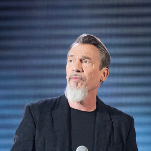 C'est ce qu'il a fait savoir dans "Sept à Huit" ce dimanche 5 mars en évoquant un "ganflion fixé" pour lequel il s'apprête à faire une biopsie. 
Florent Pagny - 35ème cérémonie des Victoires de la musique à la Seine musicale de Boulogne-Billancourt, le 14 février 2020. © Cyril Moreau/Bestimage 