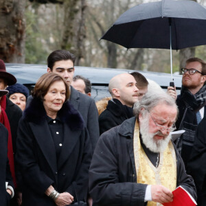 Dominique Rageys, fille de Michel Legrand, Eugénie Angot (Fille de Michel Legrand), Macha Méril - Obsèques de Michel Legrand - Arrivées au cimetière du Père Lachaise à Paris le 1er février 2019.