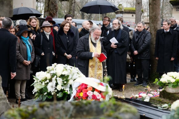 Dominique Rageys, fille de Michel Legrand, Eugénie Angot (Fille de Michel Legrand), Macha Méril - Obsèques de Michel Legrand - Arrivées au cimetière du Père Lachaise à Paris le 1er février 2019.