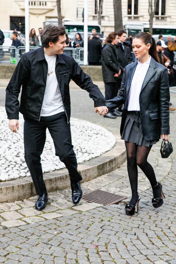 Brooklyn Beckham et sa femme Nicola Peltz au défilé Miu Miu prêt-à-porter automne-hiver 2023/2024 lors de la Fashion Week de Paris (PFW), à Paris, France, le 7 mars 2023. © Christophe ClovisBestimage 