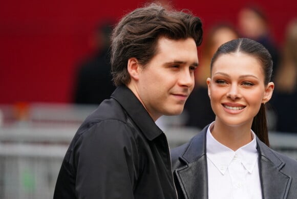 Brooklyn Beckham et sa femme Nicola Peltz - Arrivées au défilé Miu Miu prêt-à-porter automne-hiver 2023/2024 lors de la Fashion Week de Paris (PFW), à Paris, France, le 7 mars 2023. © Pierre Perusseau/Bestimage 