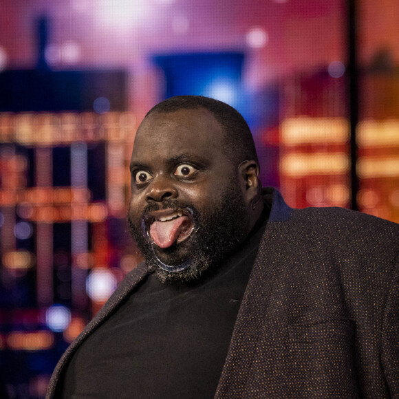 En effet, il a préféré poster un selfie sur lequel il dévoile son nouveau look 100% peroxydé.
Exclusif - Issa Doumbia - Enregistrement des 10 ans de l'émission "Vendredi tout est permis (VTEP)", présentée par A.Essebag et diffusée le 29 janvier sur TF1 © Jacovides-Moreau / Bestimage