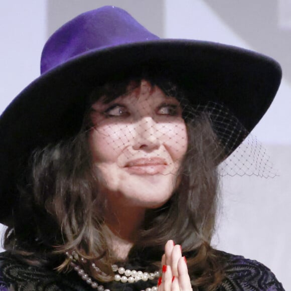 Isabelle Adjani à la soirée de présentation du téléfilm "Diane de Poitiers" lors de la 24ème édition du Festival de la Fiction TV de La Rochelle, France, le 16 septembre 2022. © Christophe Aubert/Bestimage.