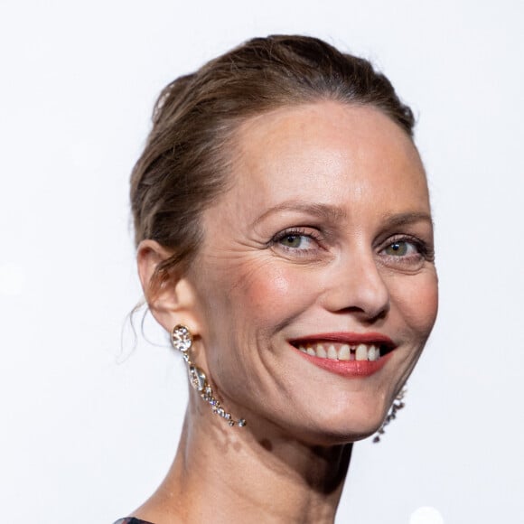 Vanessa Paradis - Soirée de gala en hommage à Patrick Dupond à l'Opéra de Paris le 21 février 2023. © Olivier Borde/Bestimage